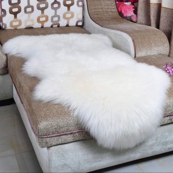 Faux Fur Throw - soft & silky!
